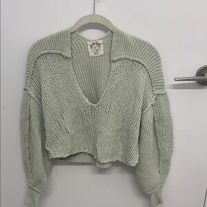 Cozy Knit V-Neck Sweater in Light Green
